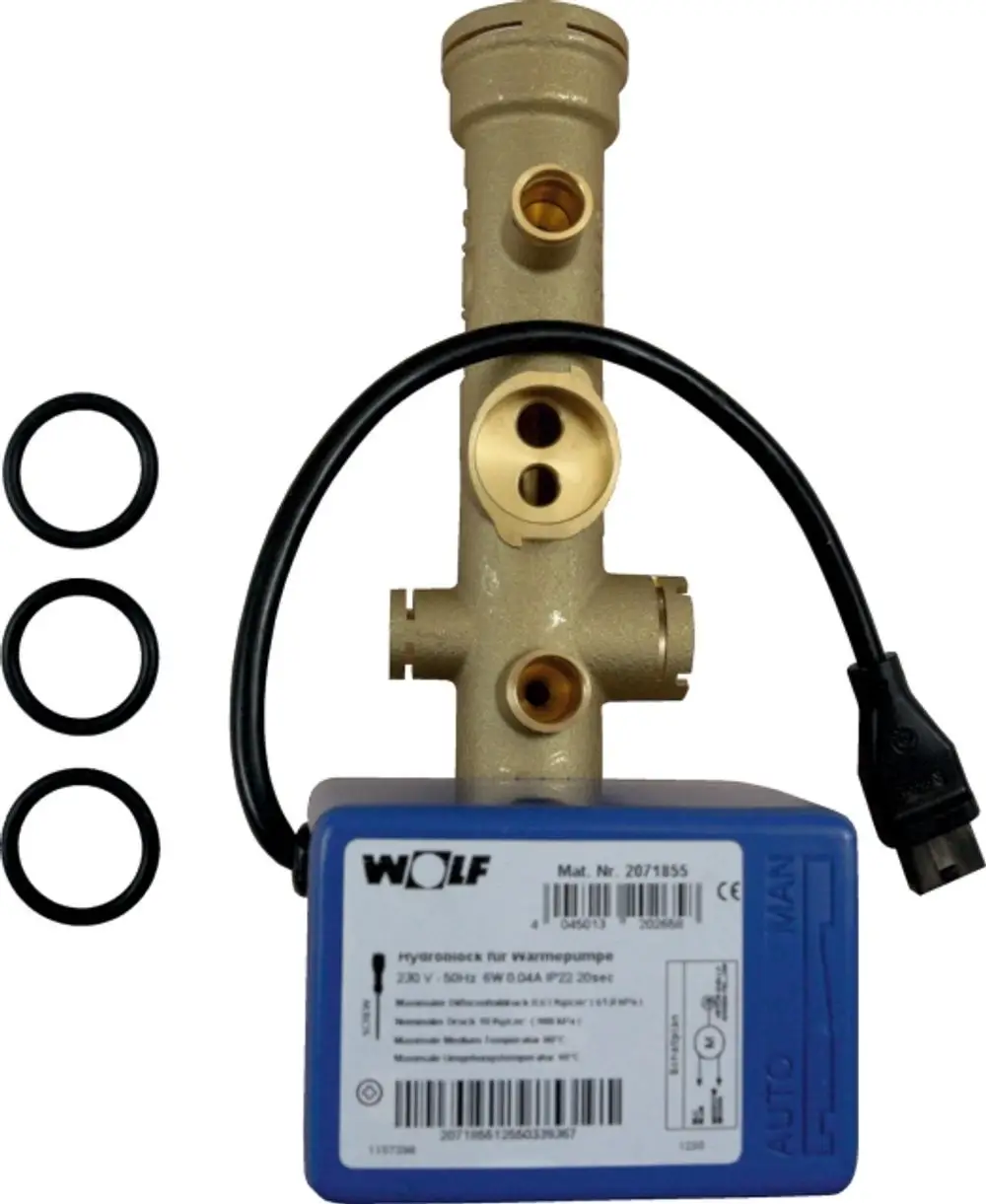 Hydroblock von Wolf mit 3-Wege-Ventil. Abgebildet sind der Hydroblock, ein elektrisches Bauteil und drei Dichtungsringe. Anschlusskabel sichtbar.